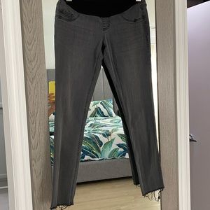 Indigo Blue maternity gorgeous grey jeans